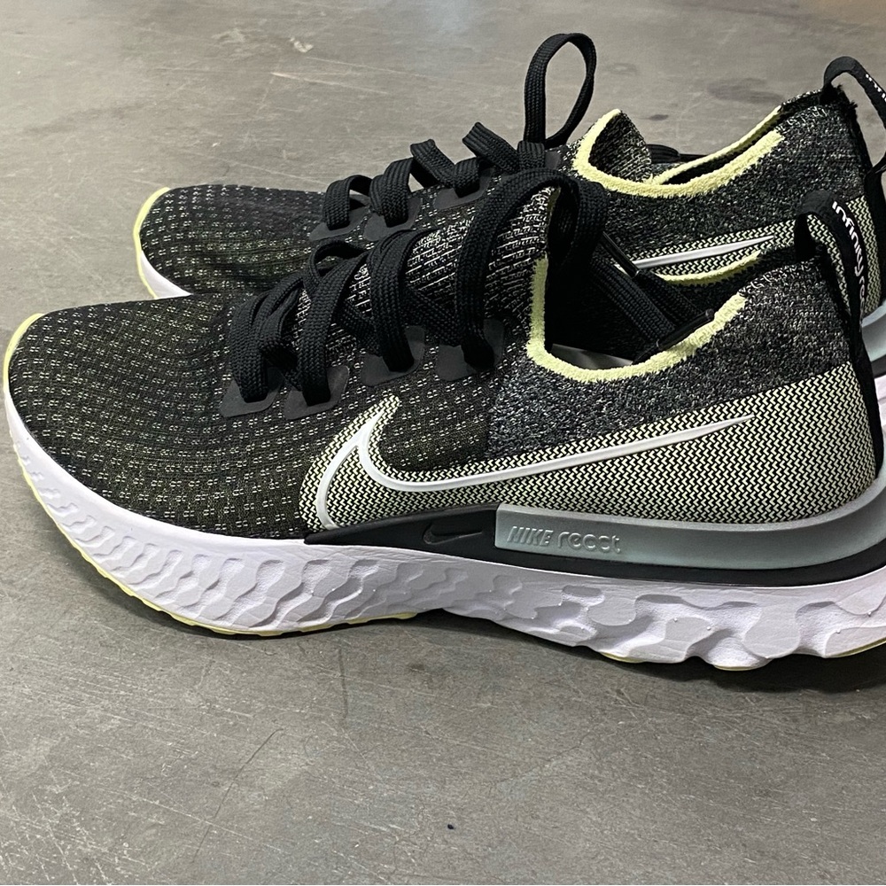 Nike Women React Infinity Run FK CD4372-006 Black Running Shoes 8.5